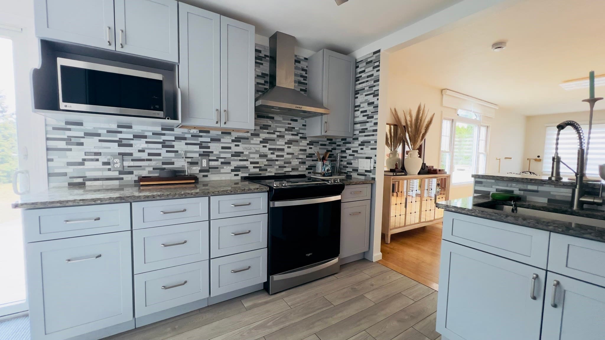 Single Family Residence at 24 Old Feeding Hills Rd, Westfield MA 01085, photo 5 of 11
