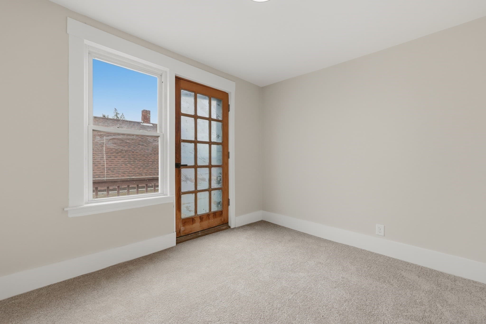 Single Family Residence at 150 Washington Street, Gardner MA 01440, photo 17 of 42