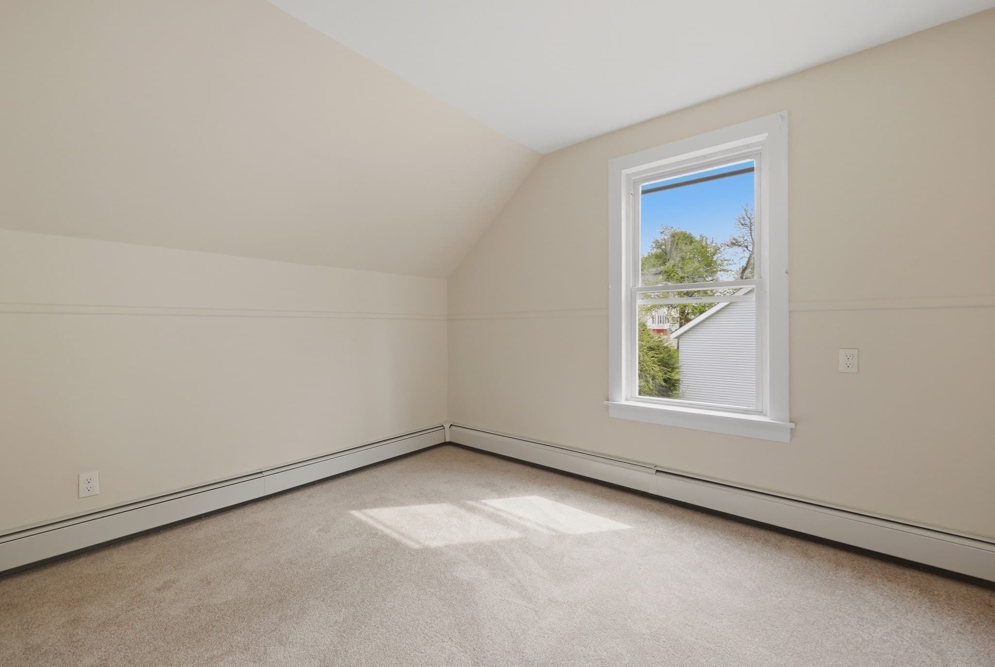 Single Family Residence at 150 Washington Street, Gardner MA 01440, photo 15 of 42