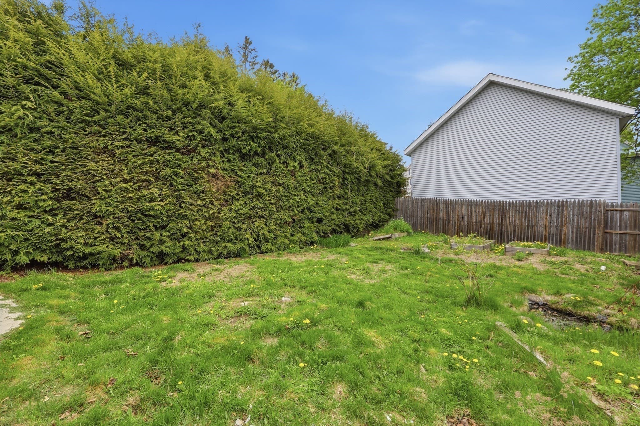 Single Family Residence at 150 Washington Street, Gardner MA 01440, photo 39 of 42