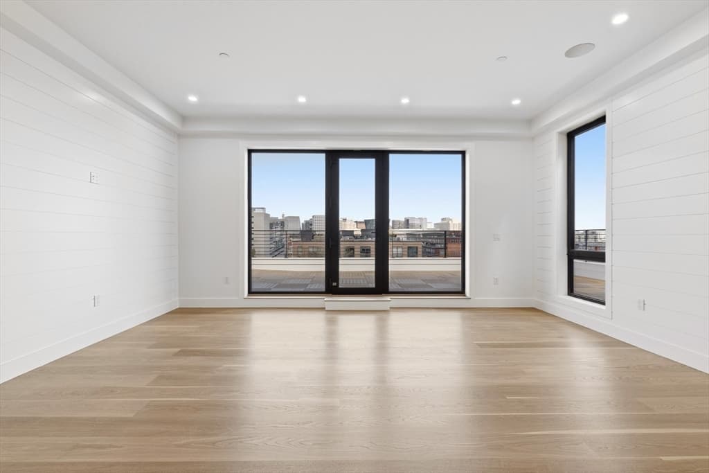 118 B Street # 501, Boston MA 02127 photo 6