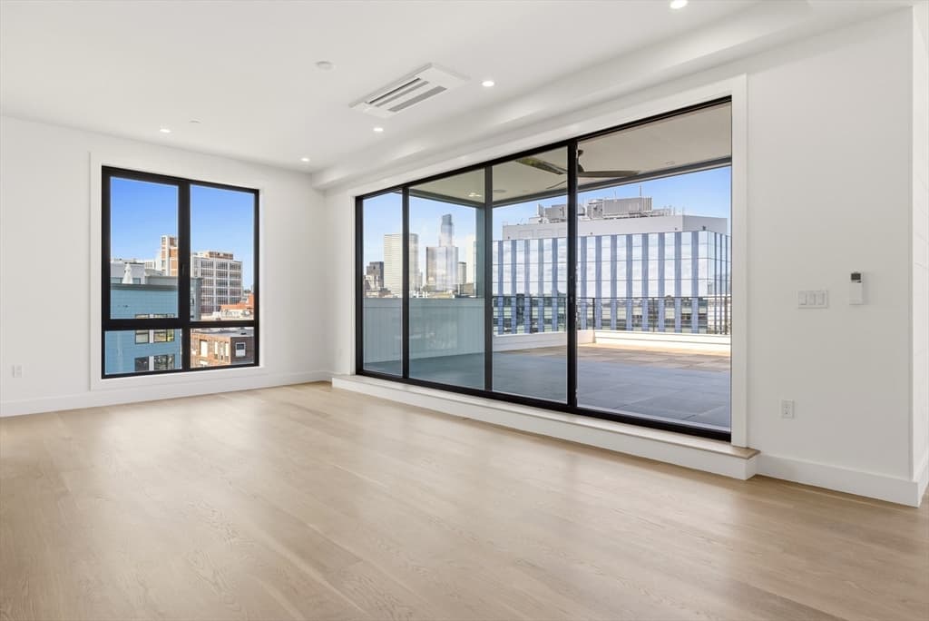 118 B Street # 501, Boston MA 02127 photo 4