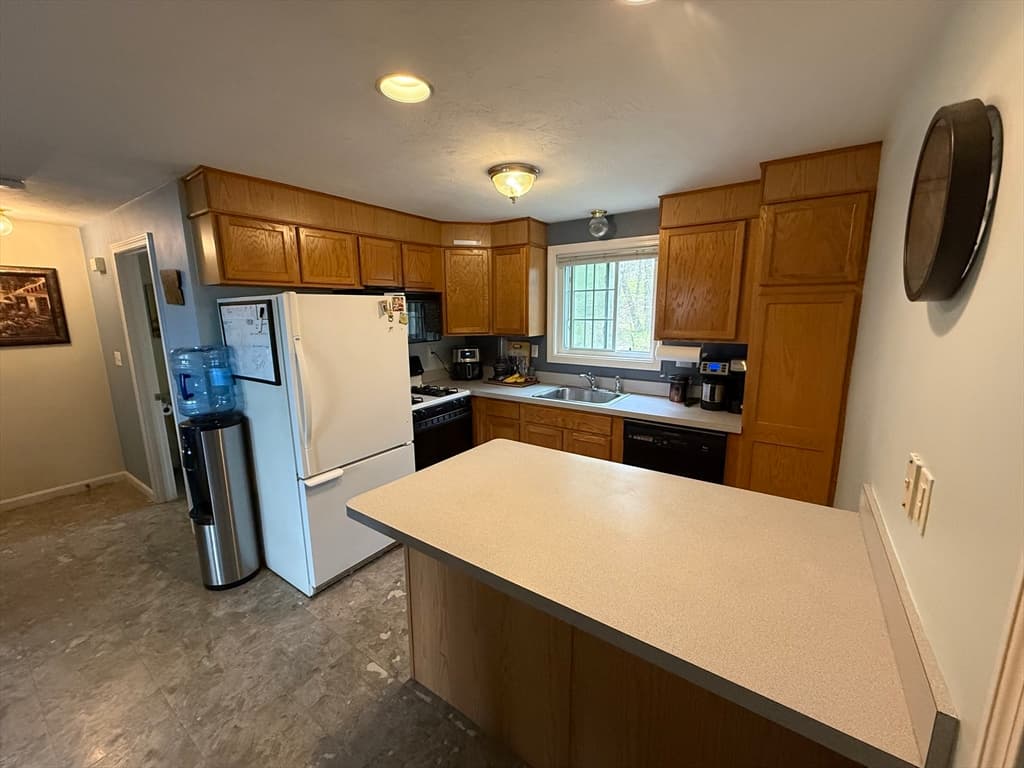 18 A St, Wrentham MA 02093 photo 2