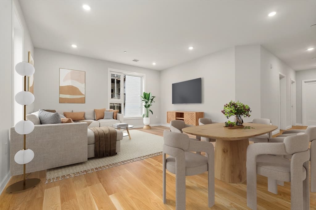 Condominium at 267 Old Colony # 310, Boston MA 02127, Boston, photo 5 of 23