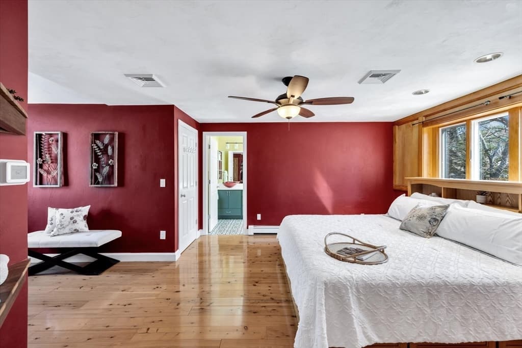 Single Family Residence at 34 Hilltop Dr, Bourne MA 02561, photo 22 of 42