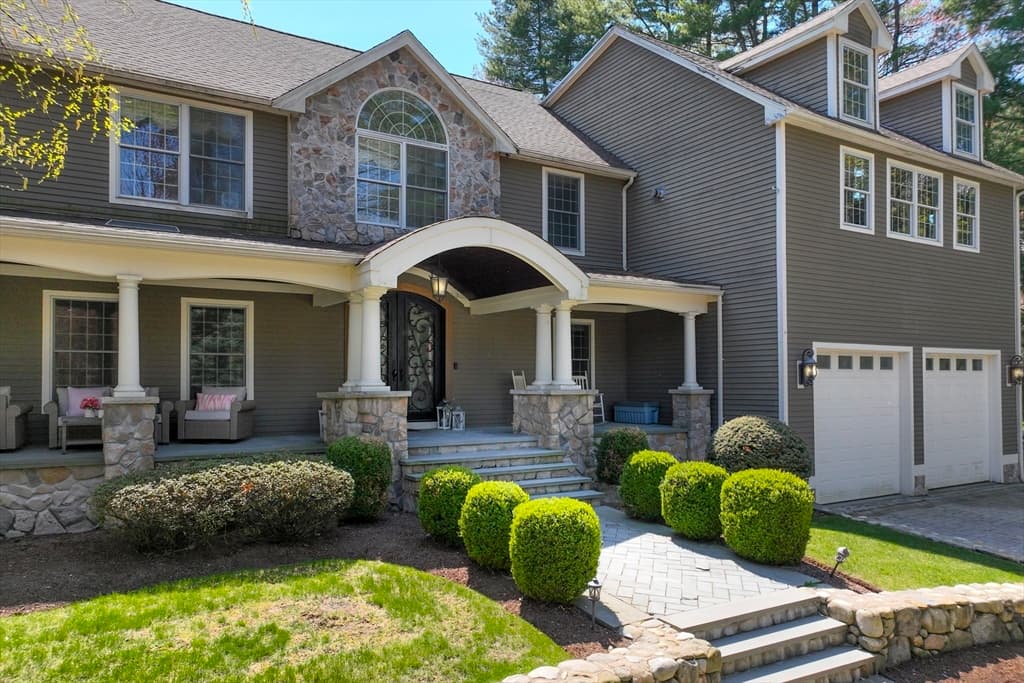 Single Family Residence at 71 Bourque Road, Lynnfield MA 01940, Lynnfield, photo 2 of 42