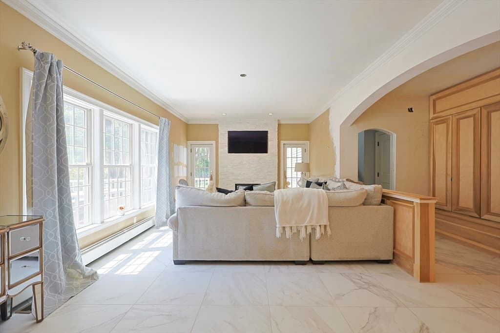 Single Family Residence at 71 Bourque Road, Lynnfield MA 01940, Lynnfield, photo 17 of 42