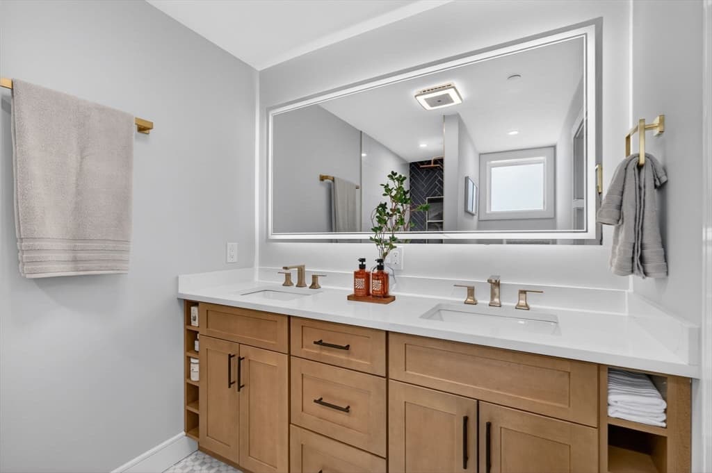 555 Somerville Ave # 2, Somerville MA 02143 photo 7