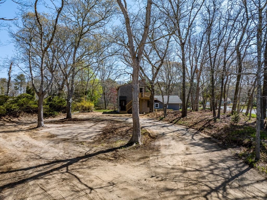 Single Family Residence at 50 Silver Oak Rd, Eastham MA 02642, Eastham, photo 7 of 40