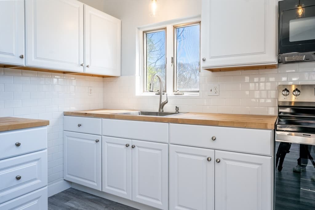 Single Family Residence at 50 Silver Oak Rd, Eastham MA 02642, Eastham, photo 34 of 40