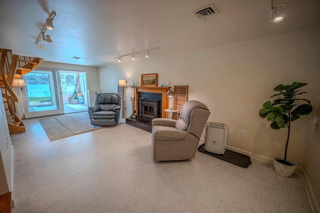 132 Paxton Rd, Spencer MA 01562 photo 23