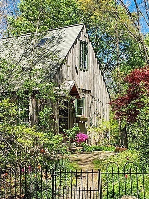 Single Family Residence at 38 Revere Street, Gloucester MA 01930, Gloucester, photo 2 of 12
