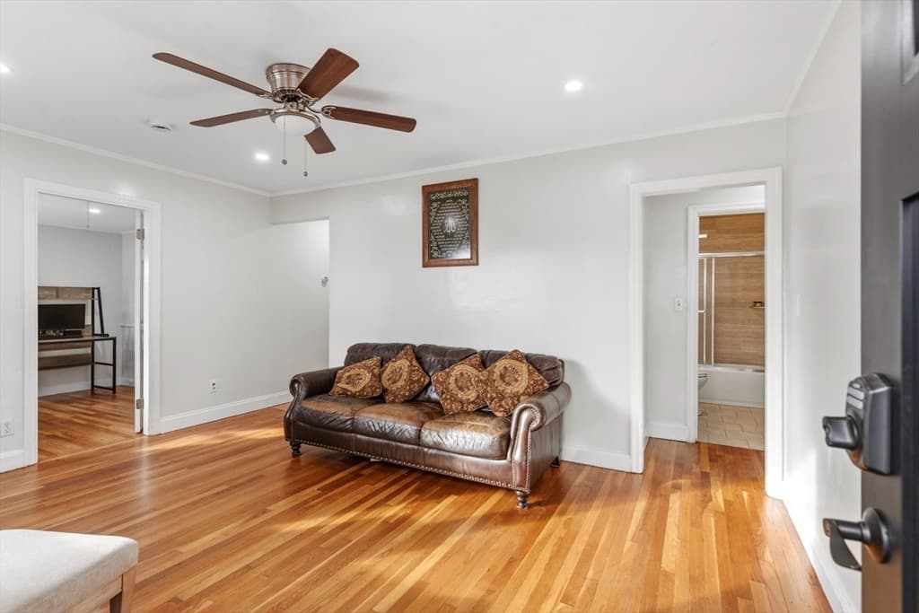 Single Family Residence at 423 Bedford St, Lexington MA 02420, photo 5 of 33