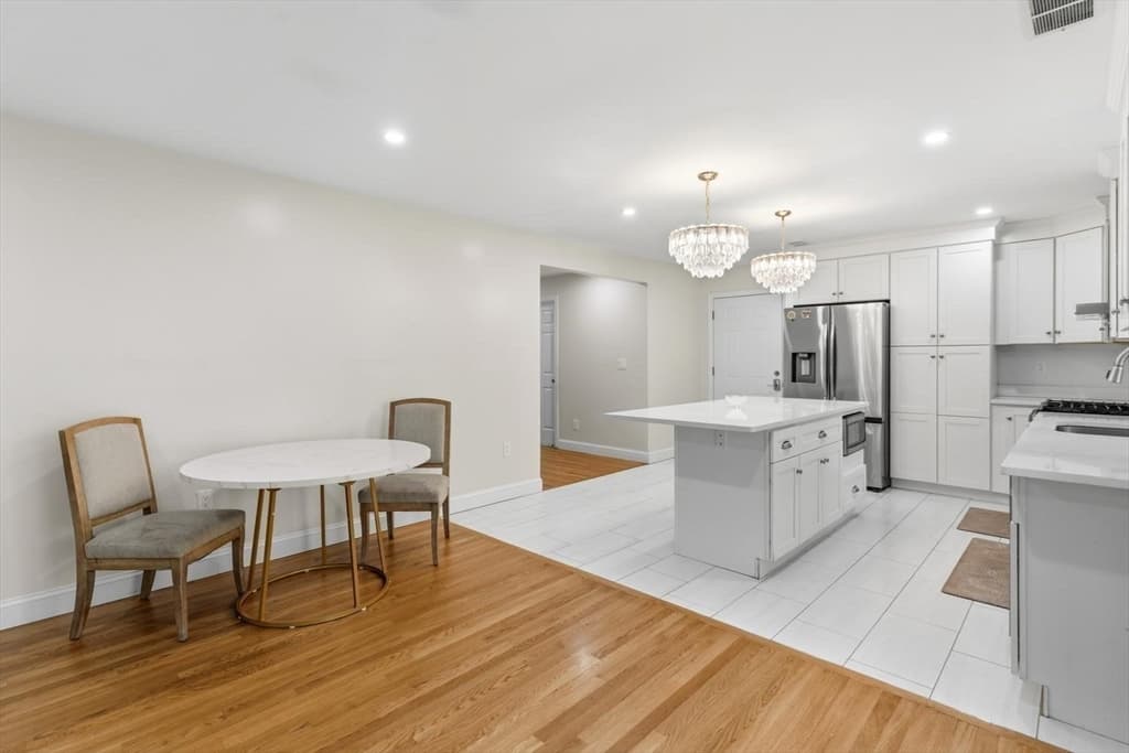 Single Family Residence at 423 Bedford St, Lexington MA 02420, photo 14 of 33