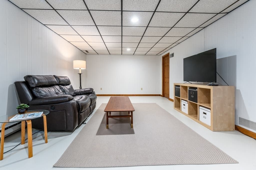 Single Family Residence at 12 Fairway Drive, Dennis MA 02641, Dennis, photo 23 of 32