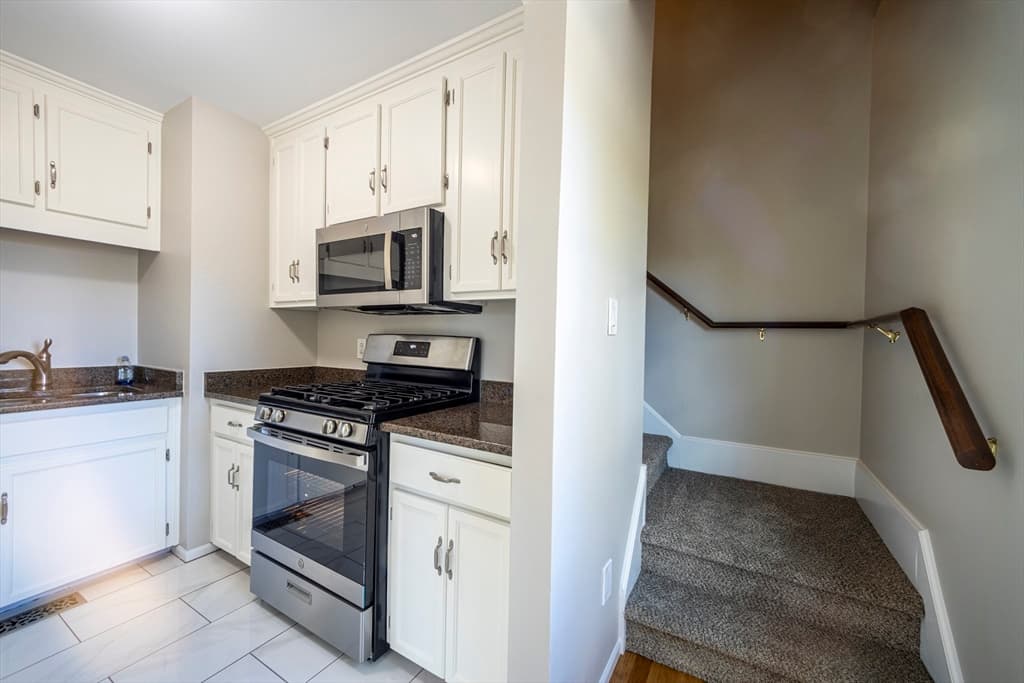 357 Boylston # 3, Lowell MA 01852 photo 12
