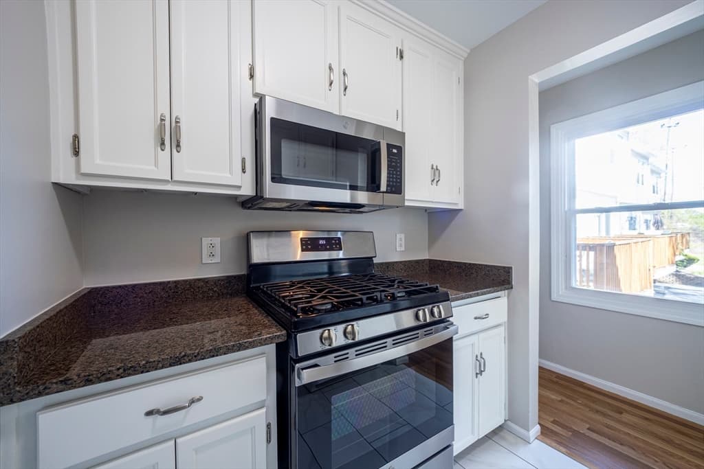 357 Boylston # 3, Lowell MA 01852 photo 11