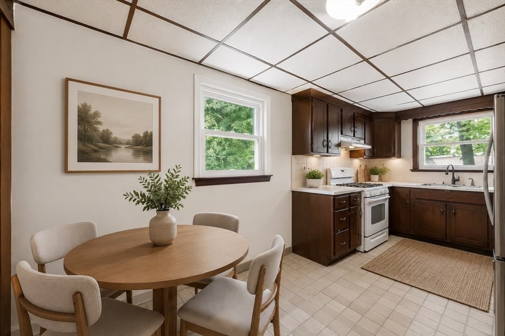 2 Mill St, Beverly MA 01915 photo 6