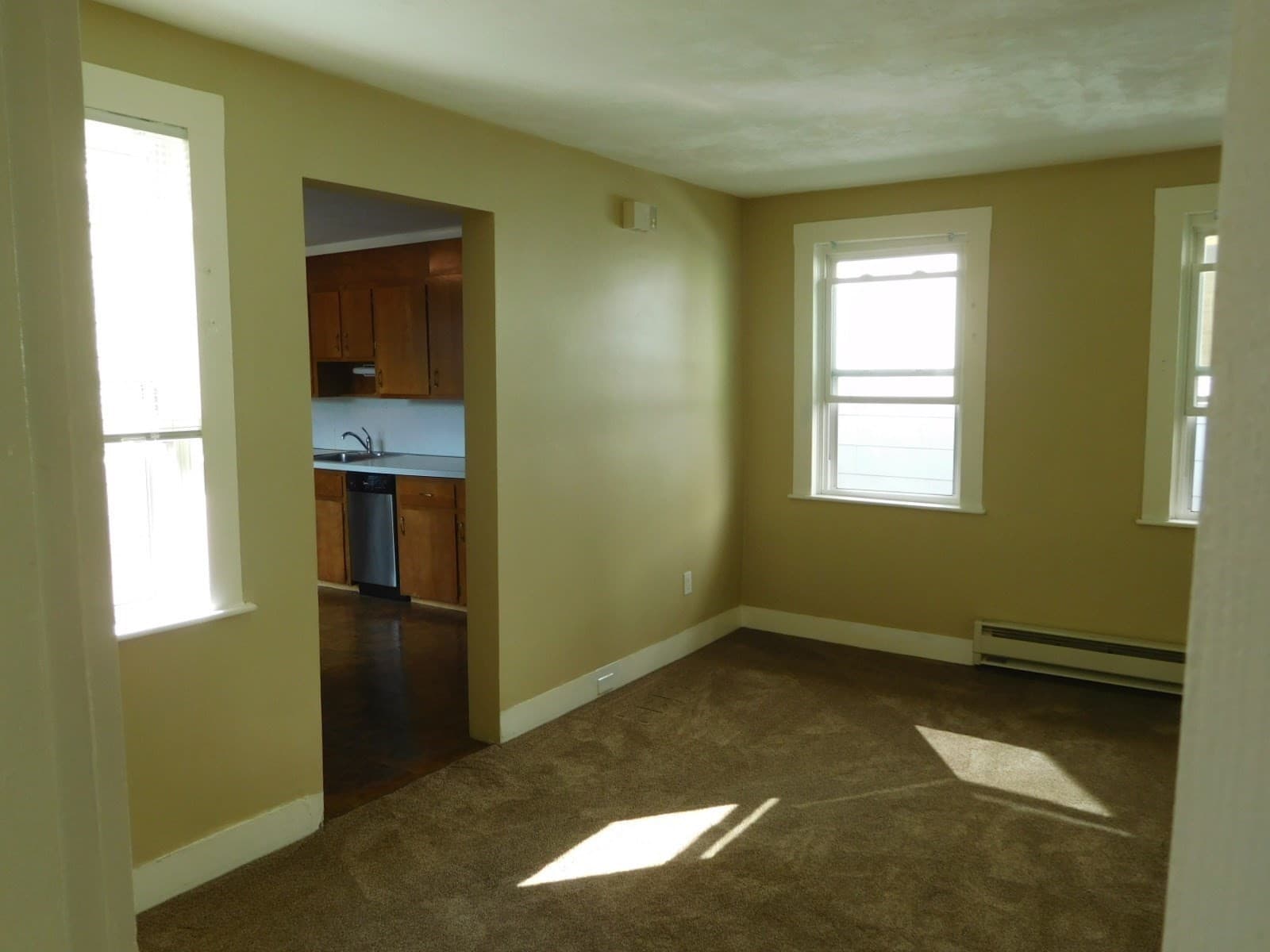 4 Family at 67 Washington Street, Weymouth MA 02188, photo 9 of 42