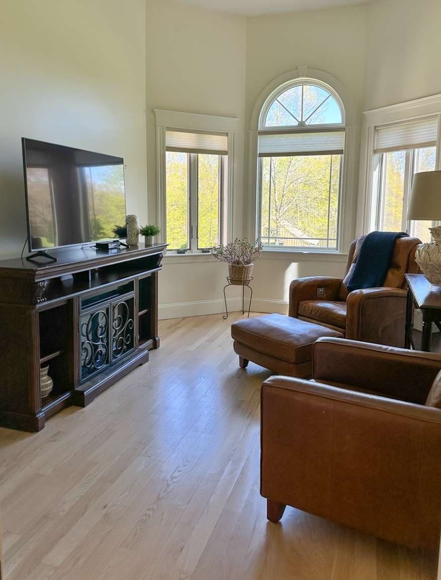 Single Family Residence at 37 Putnam Hill Road, Sutton MA 01590, photo 23 of 42