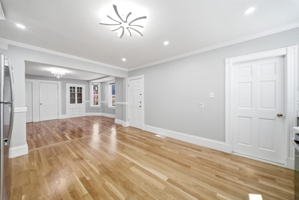 29 Hanson St # 1, Somerville MA 02143 photo 22