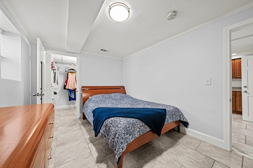 29 Hanson St # 1, Somerville MA 02143 photo 34