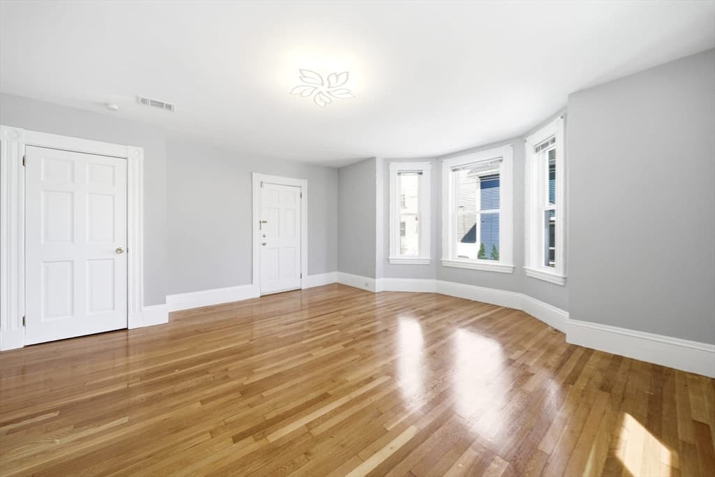 29 Hanson St # 1, Somerville MA 02143 photo 11