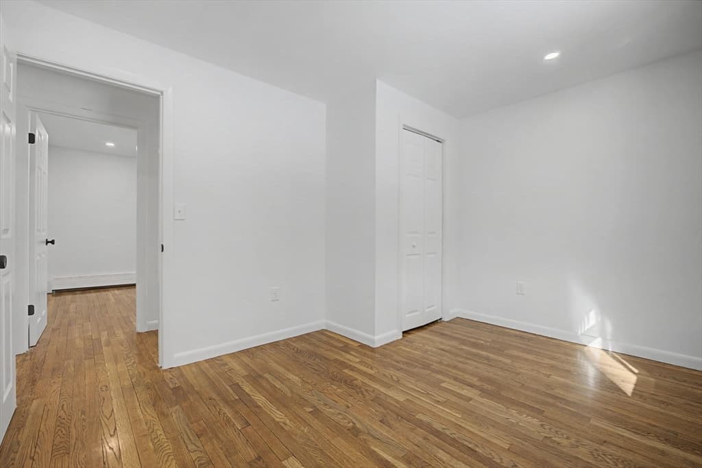 Single Family Residence at 12 Davis Road, Merrimack NH 03054, Merrimack, photo 19 of 31