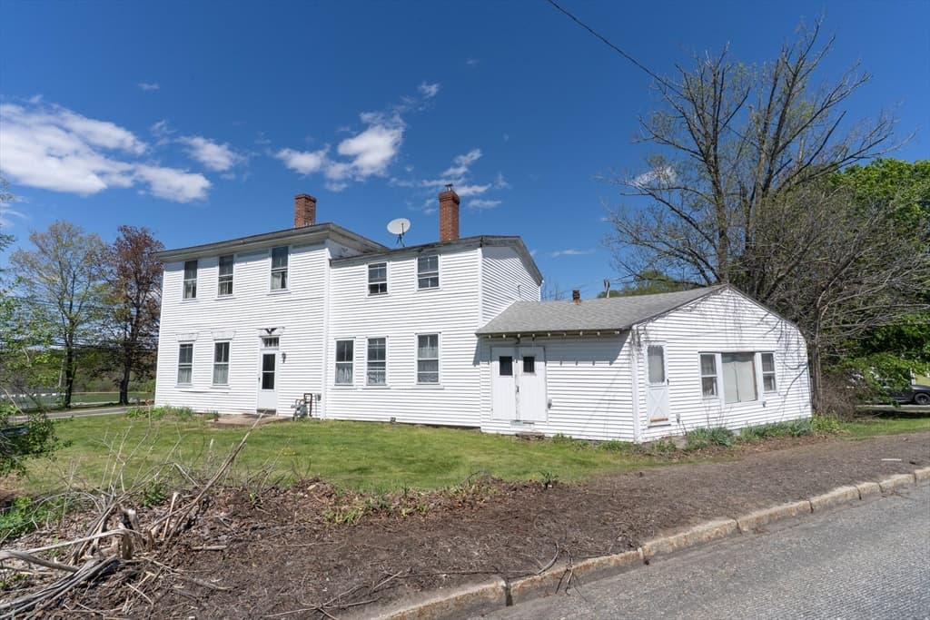 3 Main St, Brookfield MA 01506