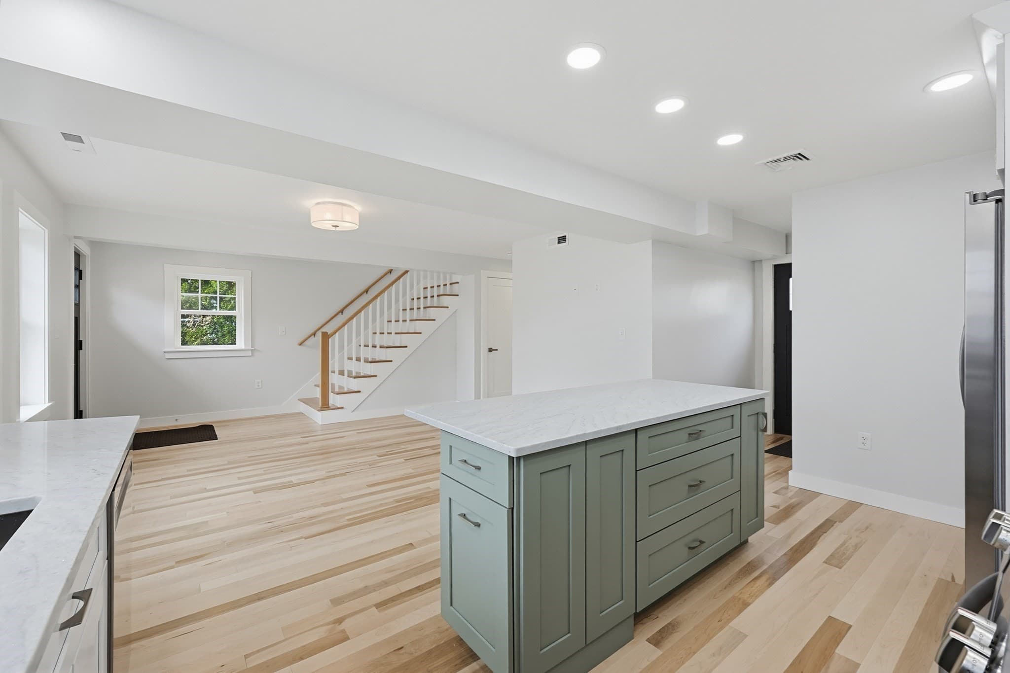 Single Family Residence at 33 Jefferson, East Providence RI 02915, East Providence, photo 13 of 35