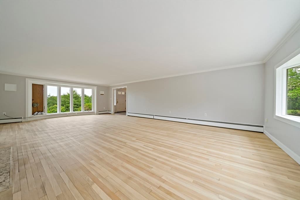 Single Family Residence at 8 Conway Lane, Foxboro MA 02035, Foxboro, photo 10 of 40