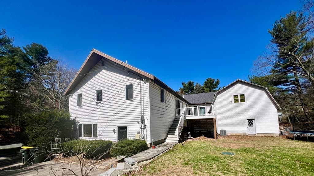 Single Family Residence at 5 Flintlocke Rd, Franklin MA 02038, photo 28 of 34