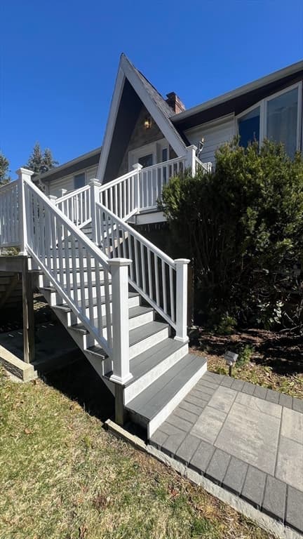 Single Family Residence at 5 Flintlocke Rd, Franklin MA 02038, photo 30 of 34
