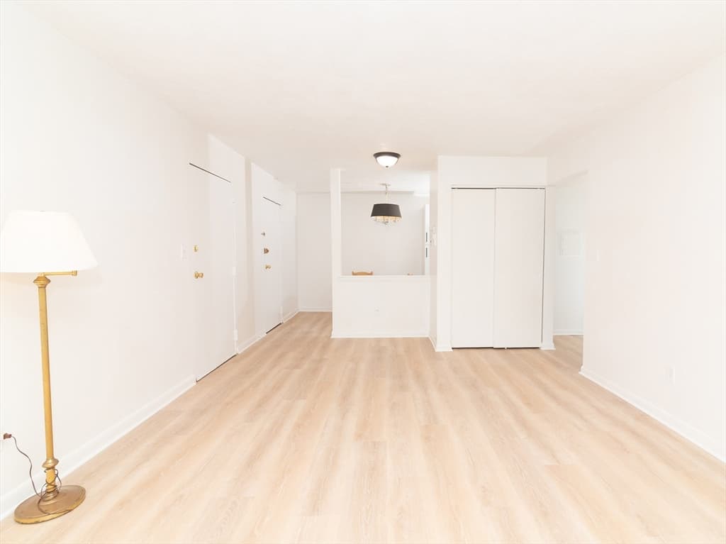 137 Winthrop St # 12A, Framingham MA 01702 photo 8