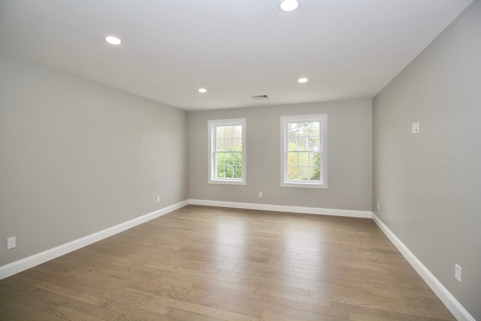 Single Family Residence at 47 Seth Daniel Drive, New Bedford MA 02745, New Bedford, photo 23 of 42