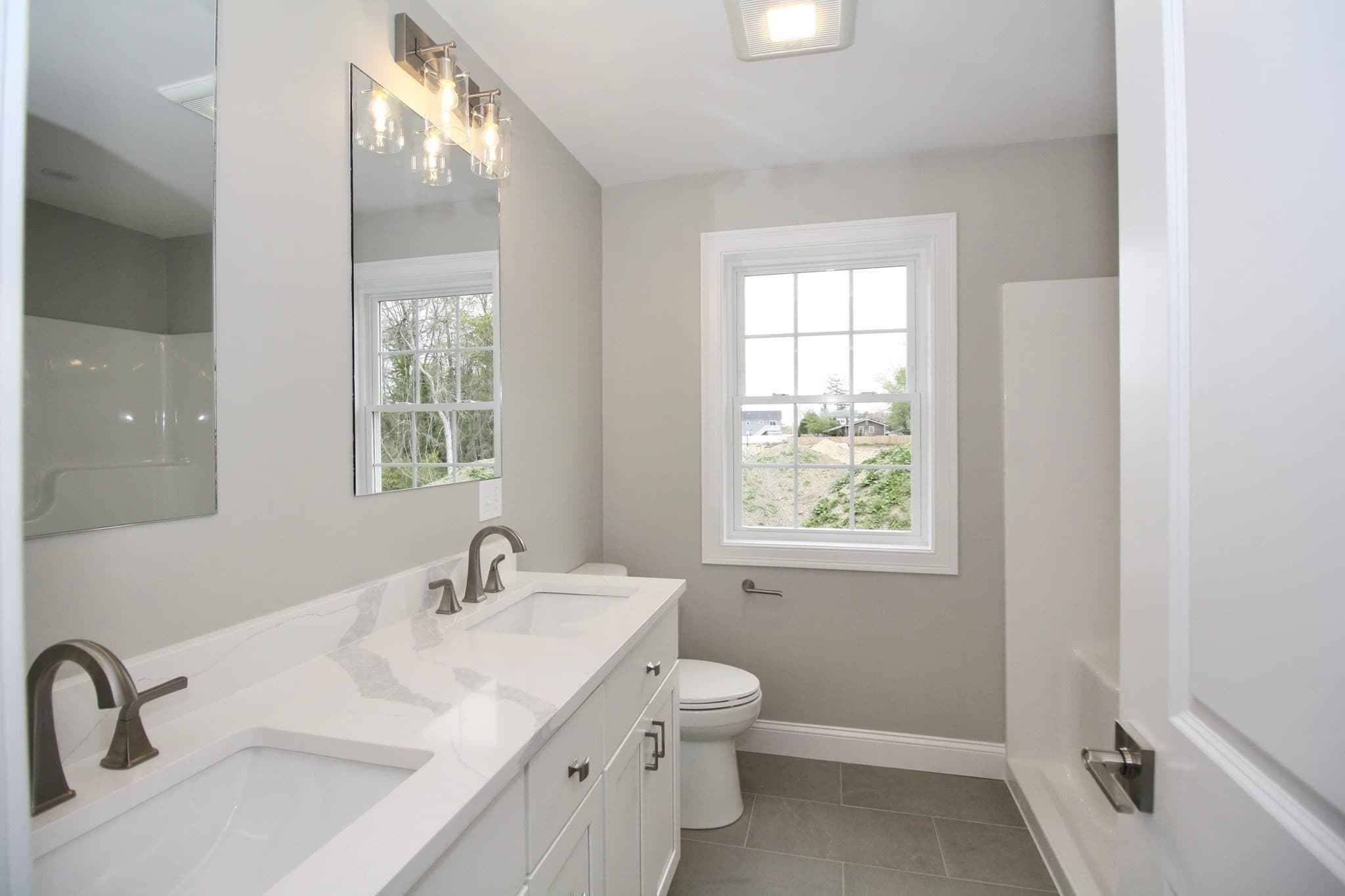 Single Family Residence at 47 Seth Daniel Drive, New Bedford MA 02745, New Bedford, photo 27 of 42