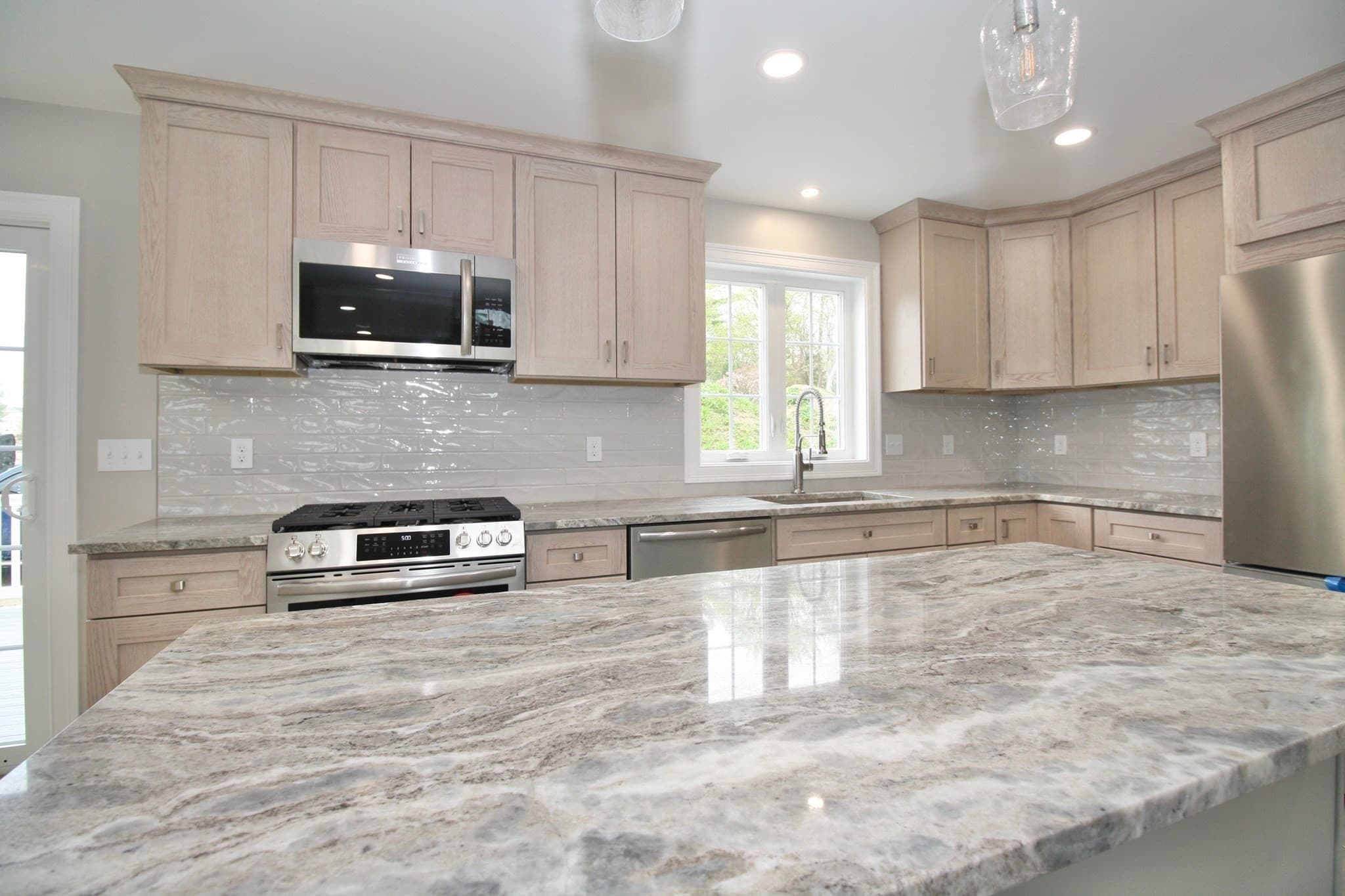 Single Family Residence at 47 Seth Daniel Drive, New Bedford MA 02745, New Bedford, photo 5 of 42