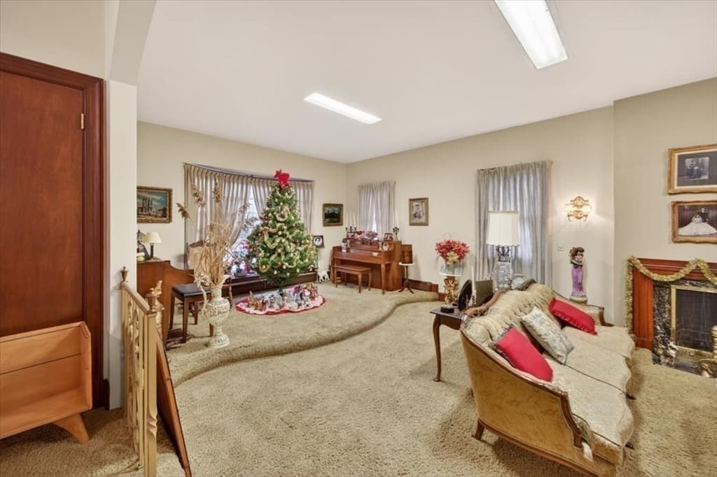 1800 Robeson St, Fall River MA 02720 photo 22