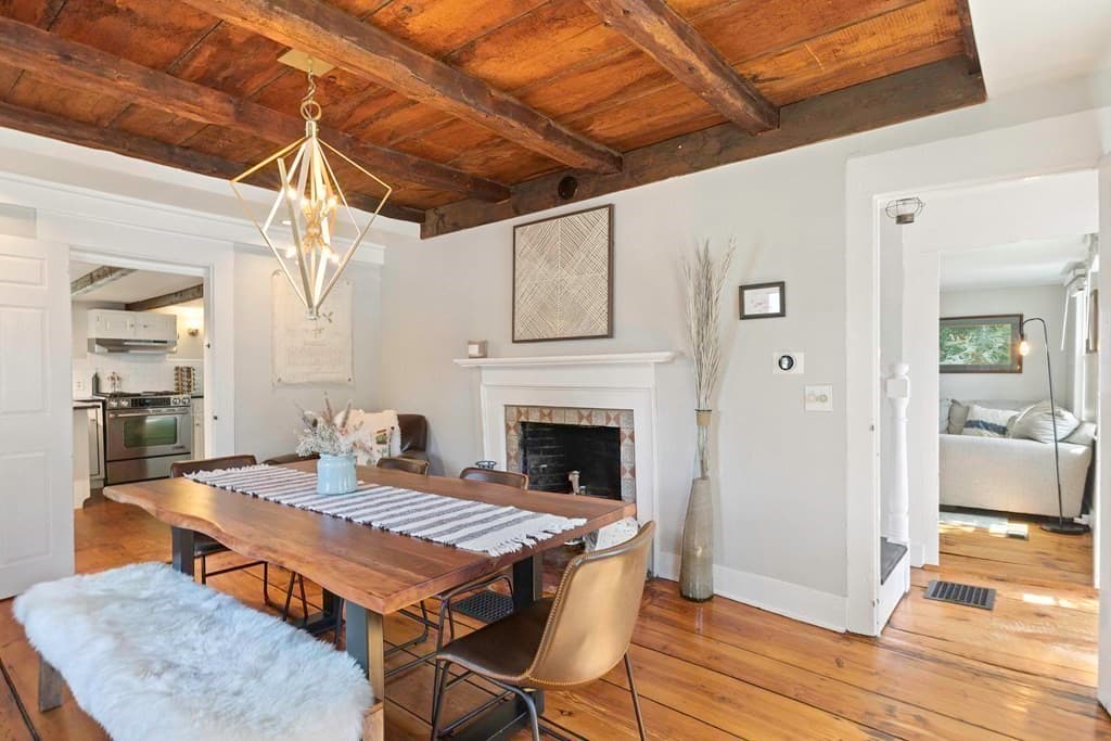 Single Family Residence at 54 Ashland St, Newburyport MA 01950, photo 13 of 33