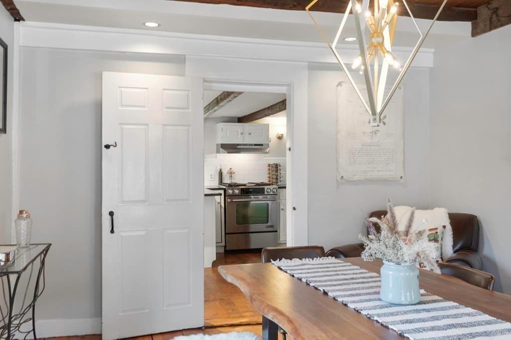 Single Family Residence at 54 Ashland St, Newburyport MA 01950, photo 12 of 33