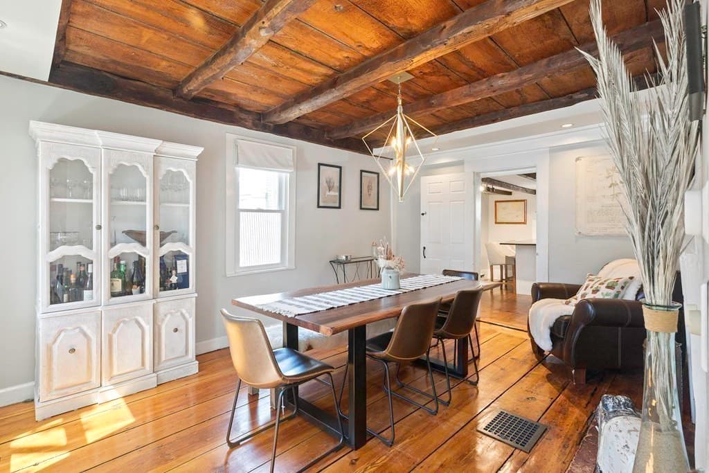 Single Family Residence at 54 Ashland St, Newburyport MA 01950, photo 8 of 33