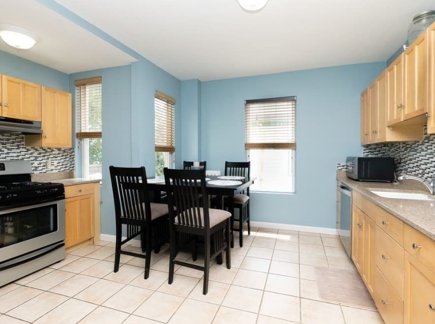 158 Neponset Ave # 1, Boston MA 02122