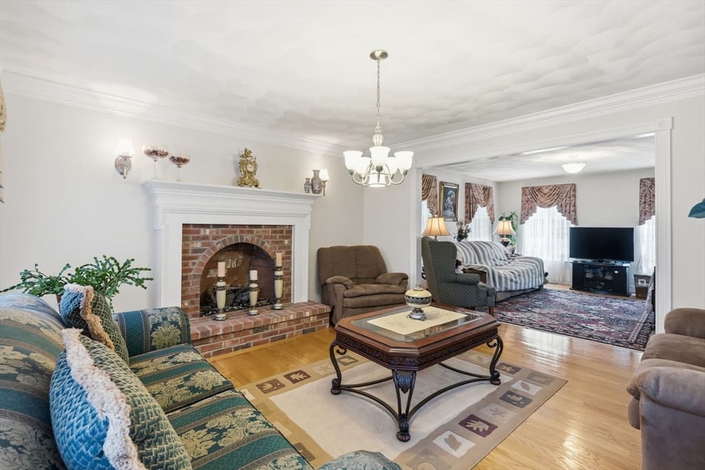 Single Family Residence at 144 Burnside, Seekonk MA 02771, photo 16 of 41