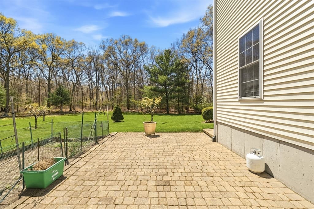 Single Family Residence at 144 Burnside, Seekonk MA 02771, photo 10 of 41