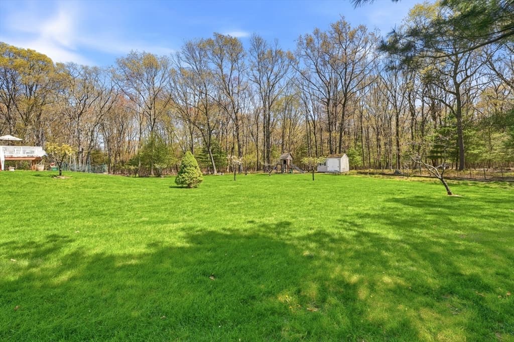 Single Family Residence at 144 Burnside, Seekonk MA 02771, photo 8 of 41