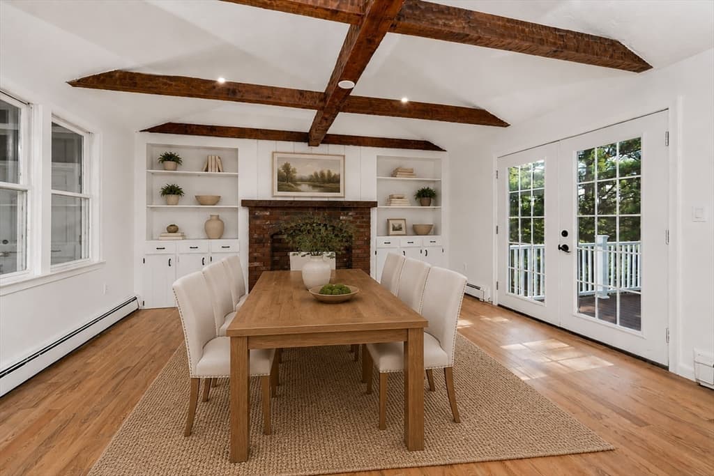 Single Family Residence at 10 Anchor Drive, Plymouth MA 02360, Plymouth, photo 5 of 42