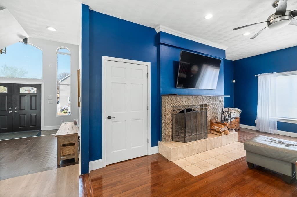Single Family Residence at 20 Landers Rd, Stoneham MA 02180, Stoneham, photo 12 of 36