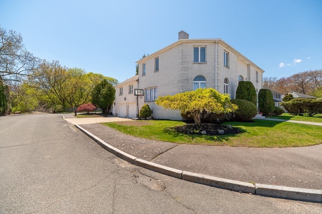 Single Family Residence at 20 Landers Rd, Stoneham MA 02180, Stoneham, photo 30 of 36