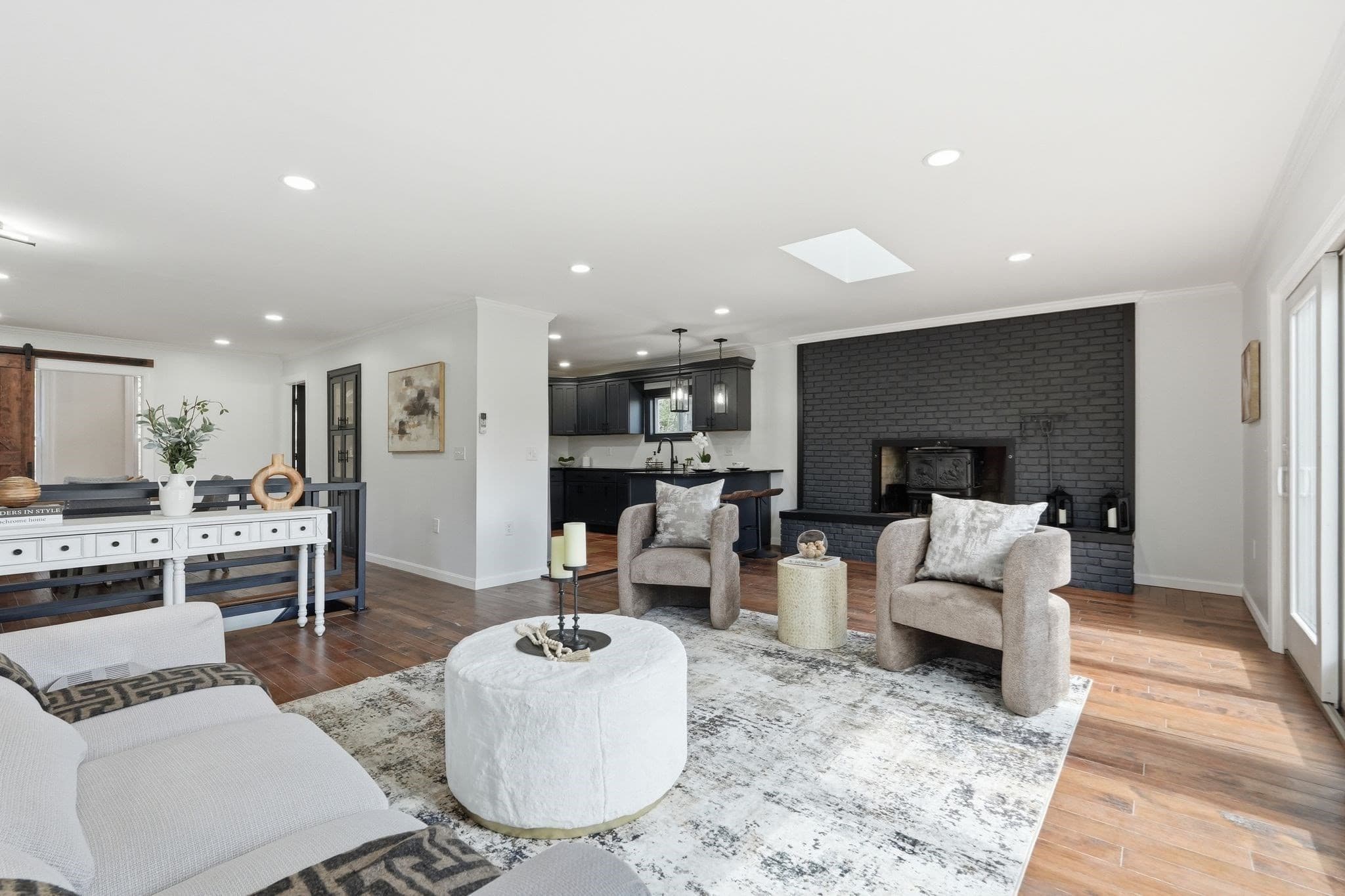 Single Family Residence at 349 N Washington State Rd, Washington MA 01223, photo 6 of 41