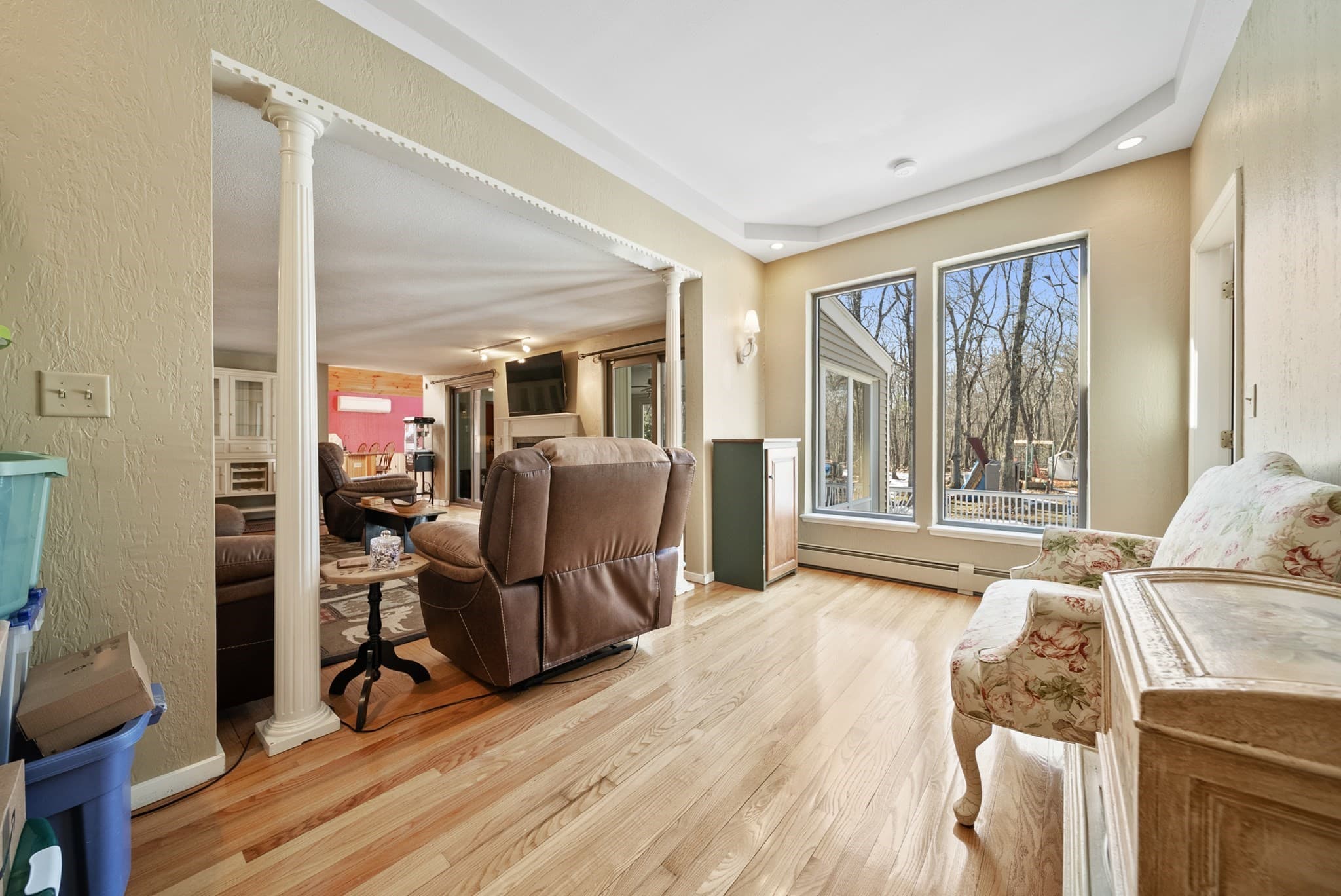 Single Family Residence at 2 Remington Court, Derry NH 03038, Derry, photo 9 of 39